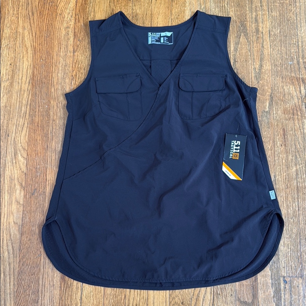 NWT 5.11 Tactical Calypso Top